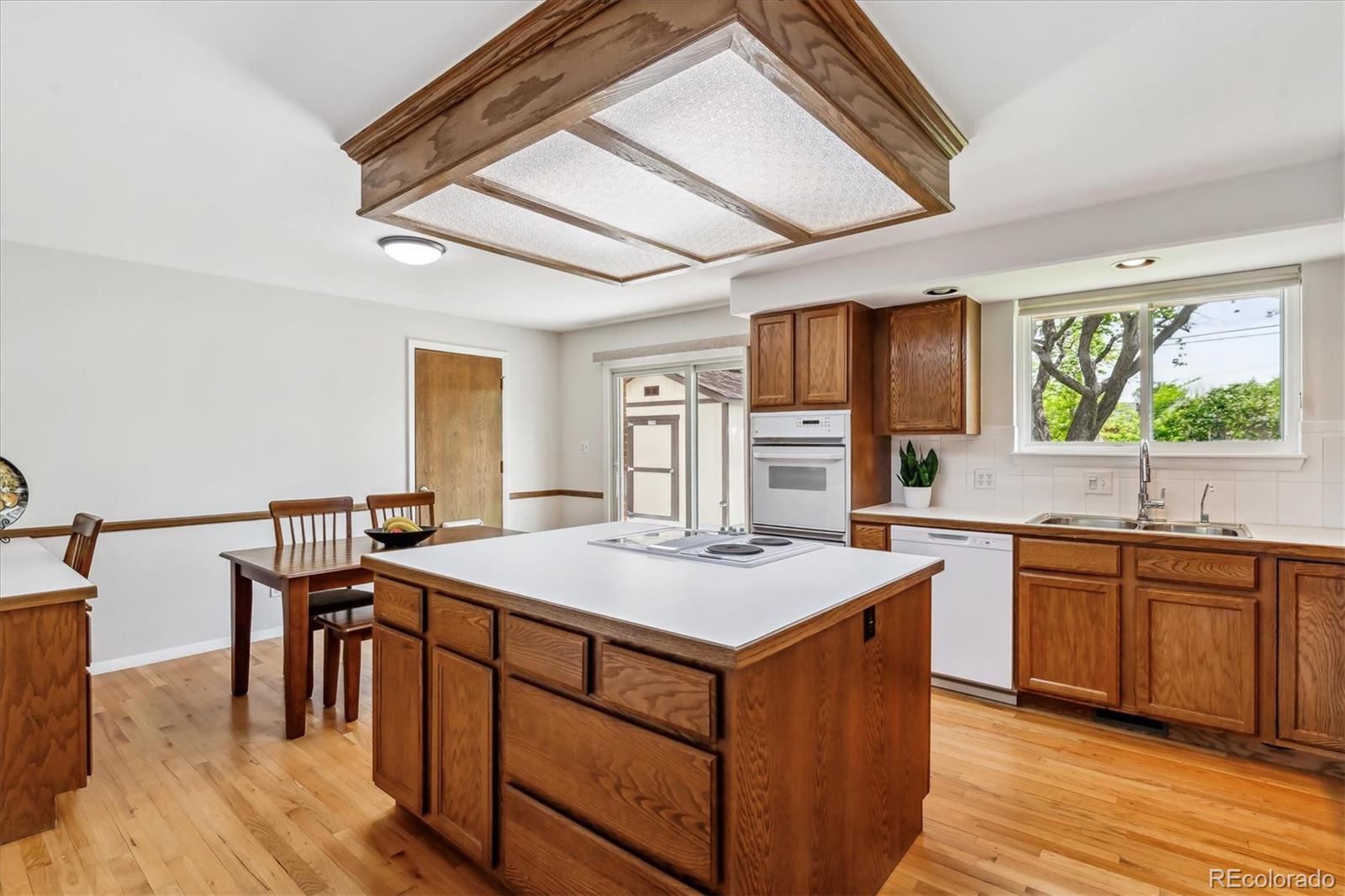 MLS Image #7 for 2990 s jay street,denver, Colorado