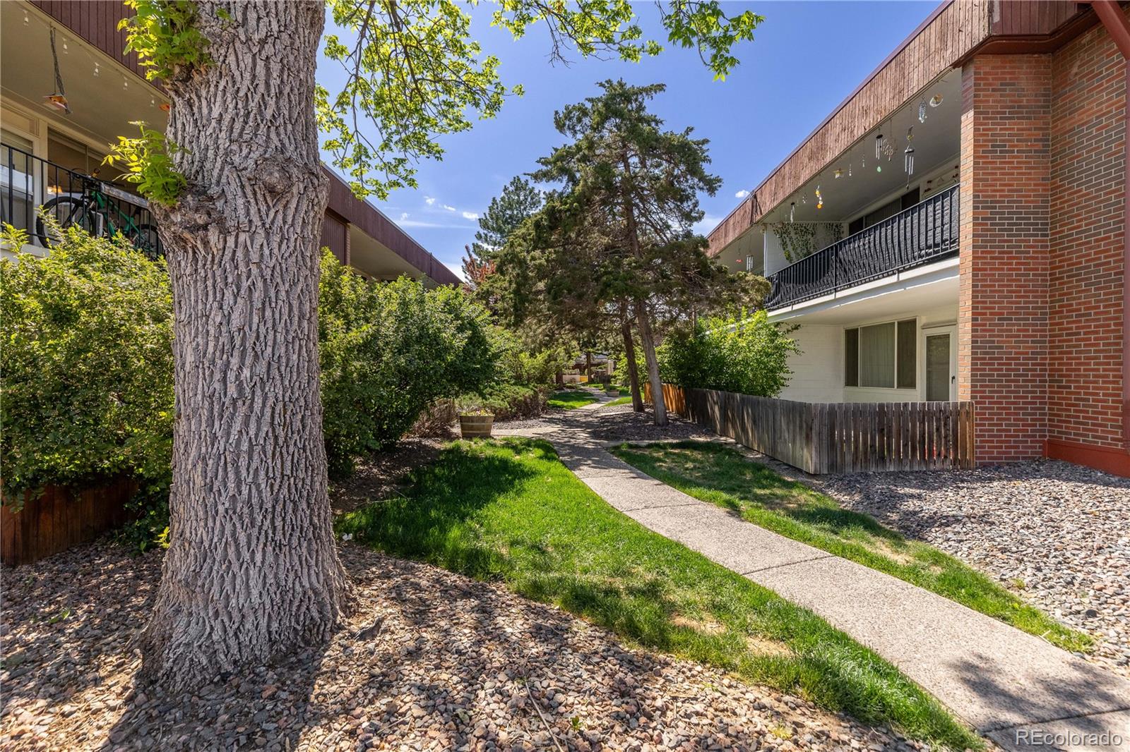 MLS Image #11 for 10185 w 25th avenue,lakewood, Colorado
