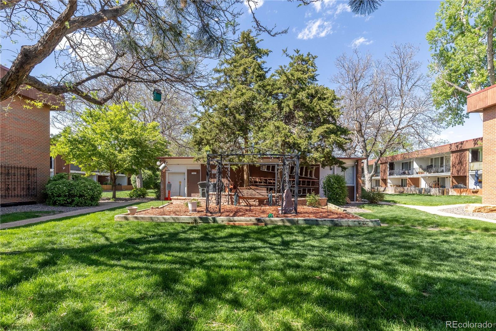 MLS Image #9 for 10185 w 25th avenue,lakewood, Colorado