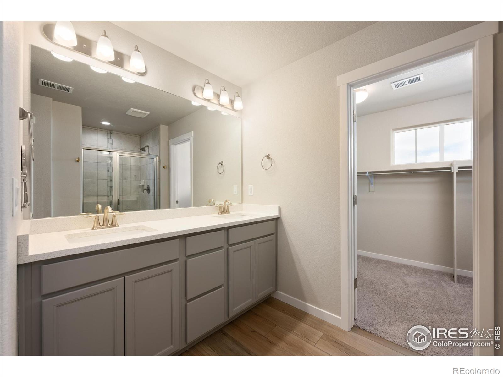 MLS Image #14 for 4532  big horn parkway,johnstown, Colorado