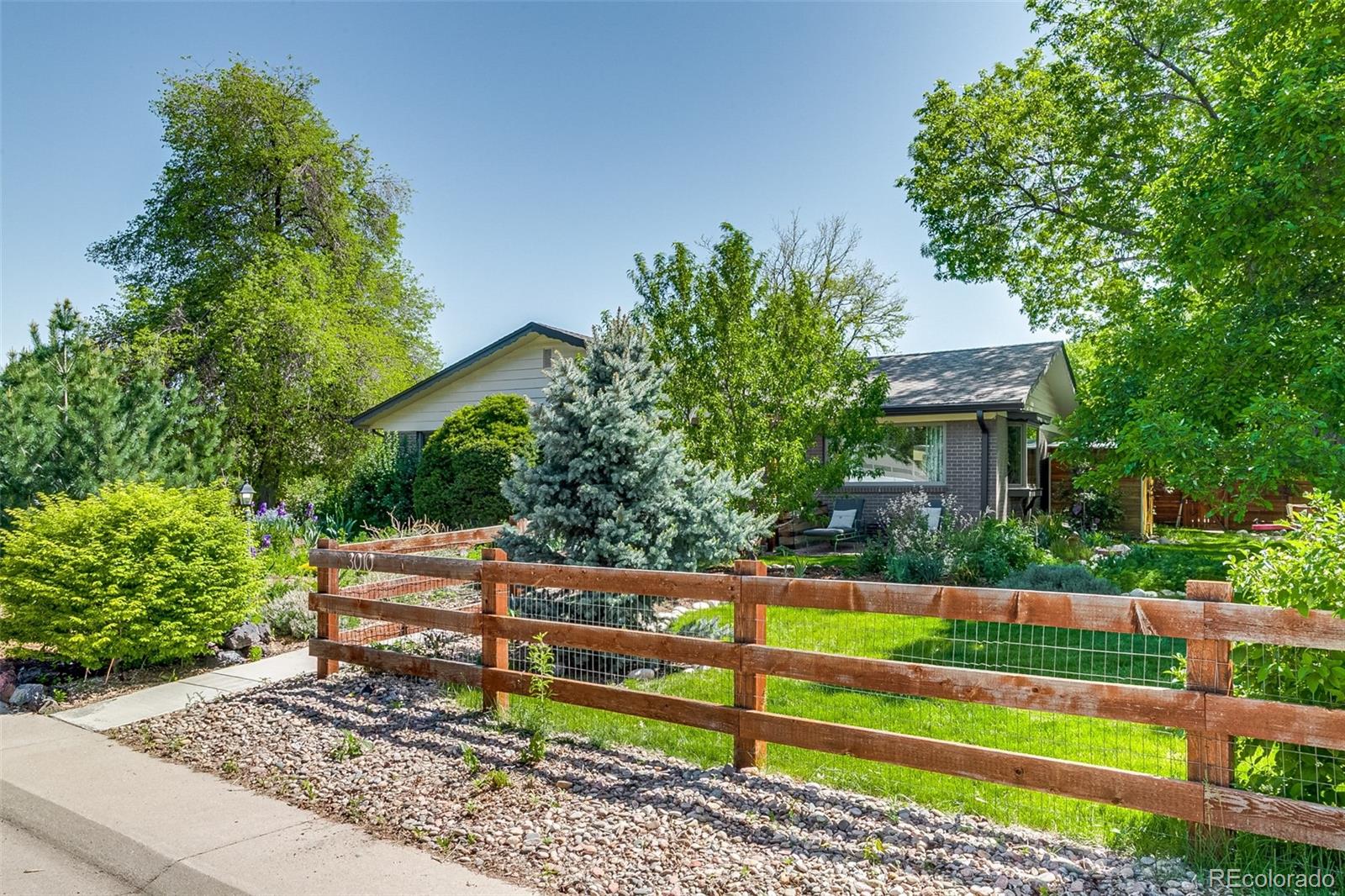 MLS Image #2 for 3010  zinnia court,golden, Colorado