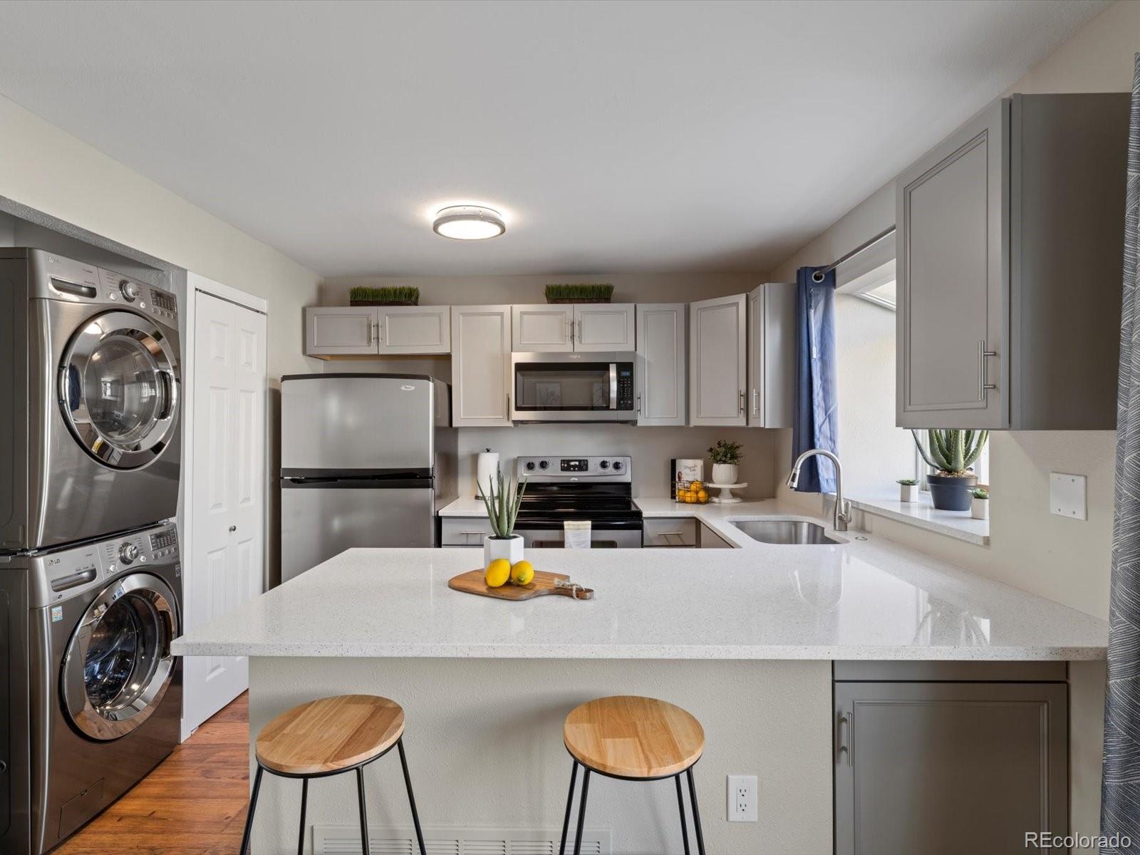 MLS Image #8 for 9676 w chatfield avenue,littleton, Colorado