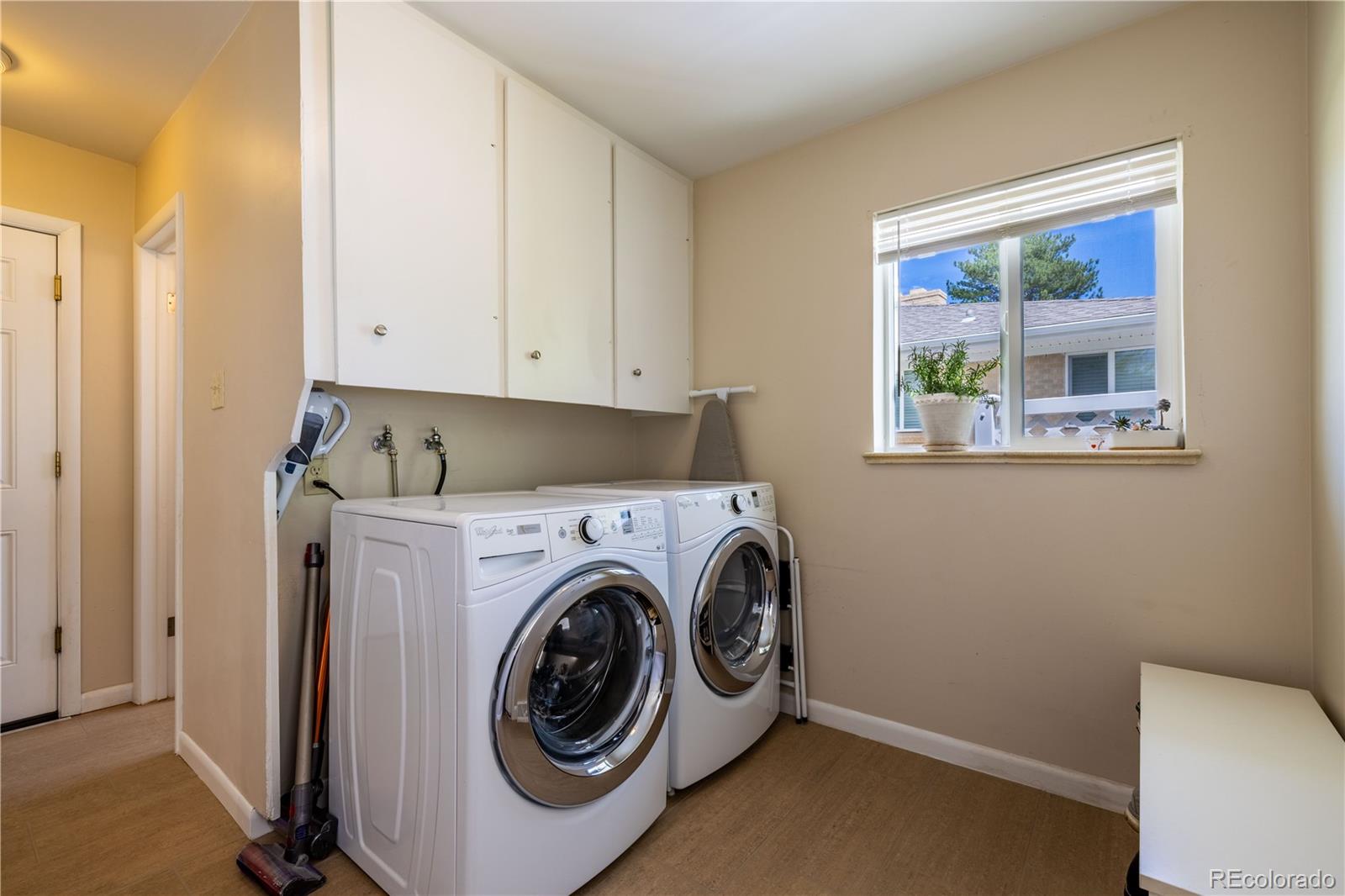 MLS Image #18 for 428 w valleyview avenue,littleton, Colorado