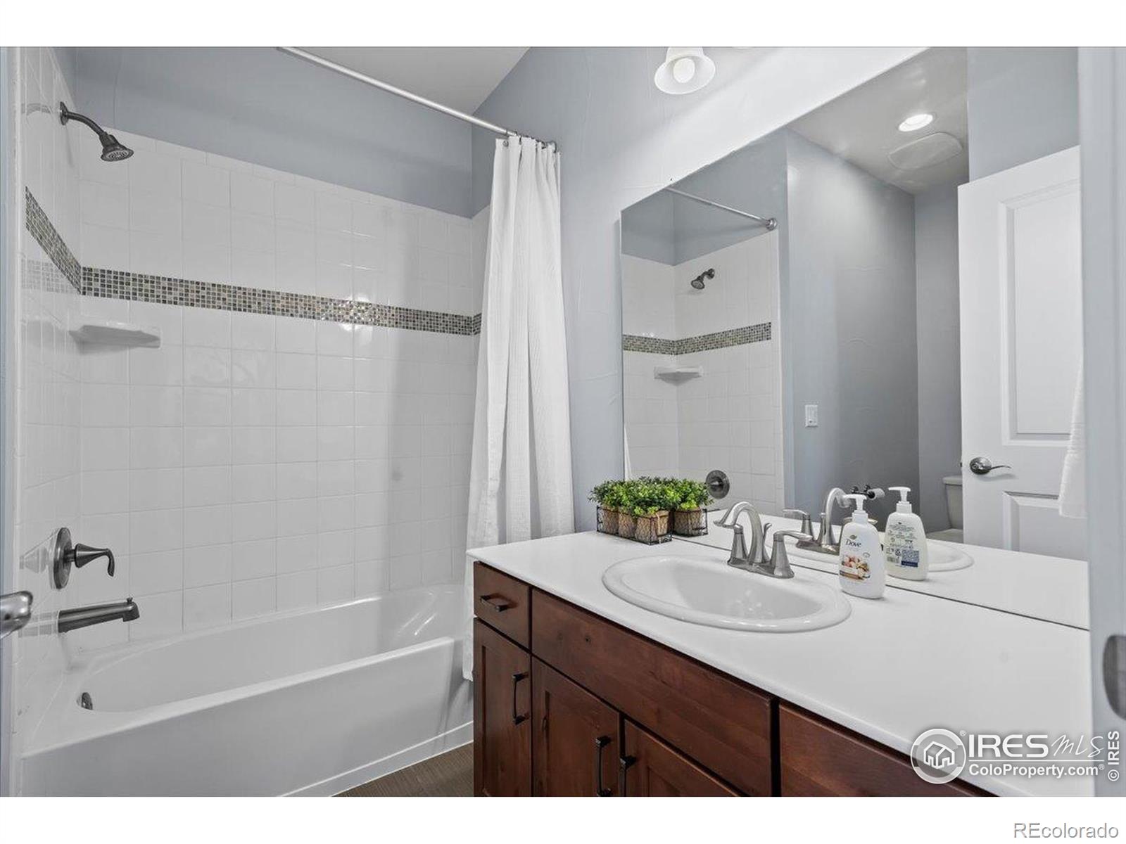 MLS Image #17 for 2827  twin lakes circle,lafayette, Colorado