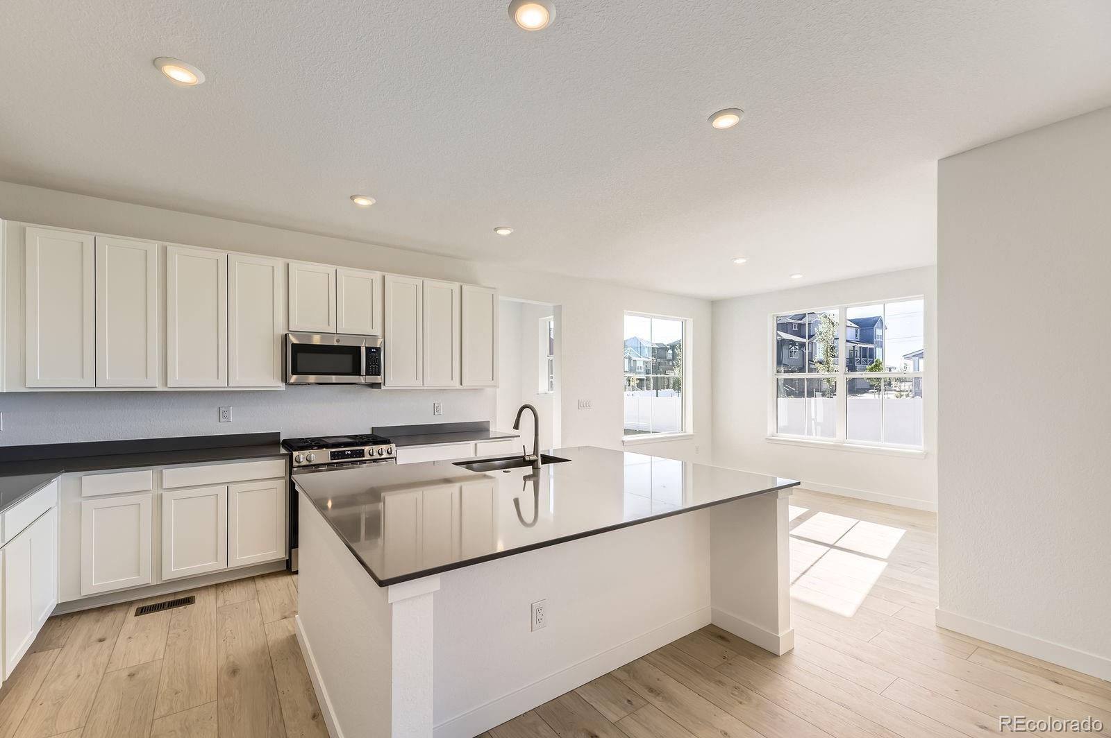 MLS Image #2 for 2184 s gold bug court,aurora, Colorado