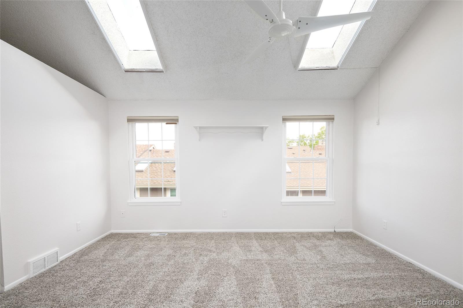 MLS Image #27 for 2082 s helena street,aurora, Colorado