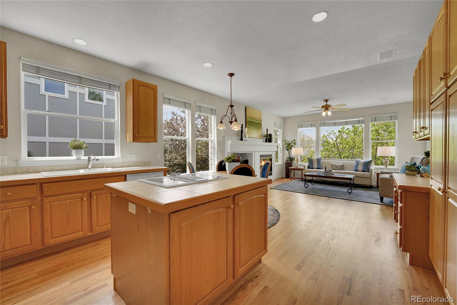 MLS Image #11 for 20591 e weaver avenue,aurora, Colorado