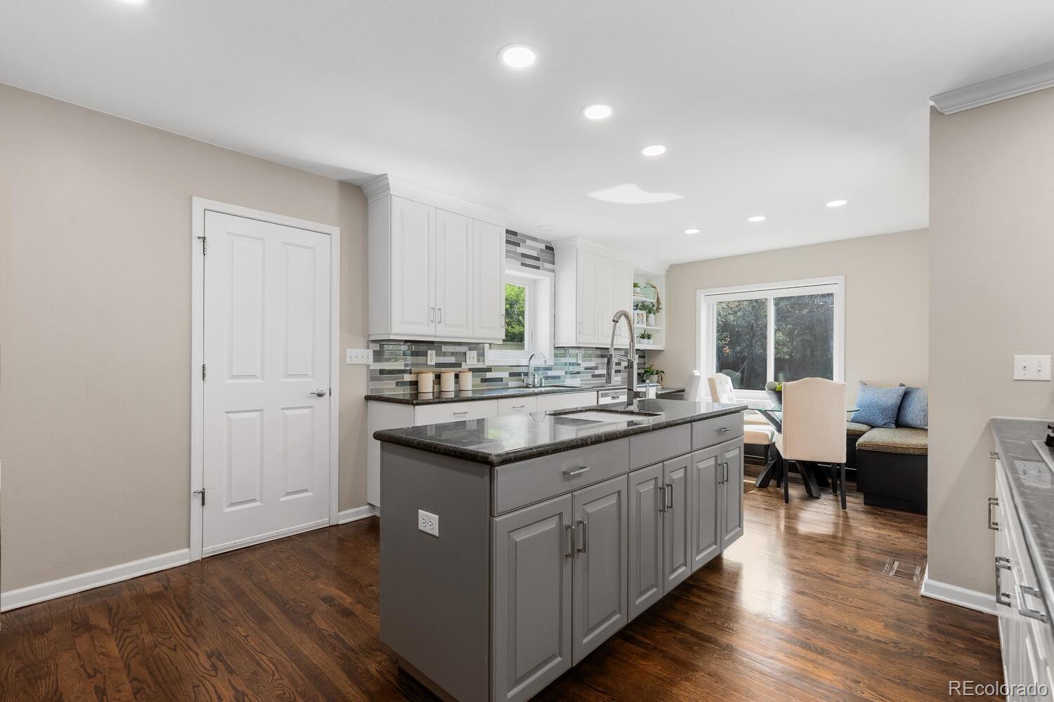 MLS Image #13 for 172 s forest street,denver, Colorado