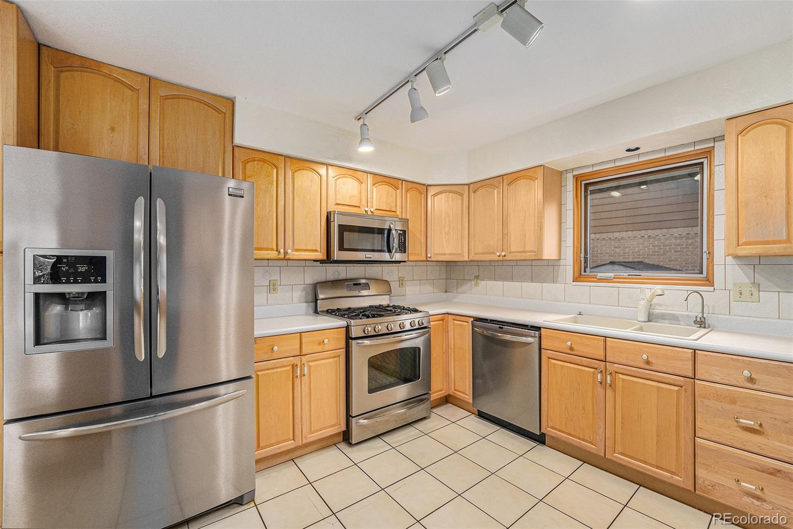 MLS Image #6 for 6235 w floyd avenue,denver, Colorado