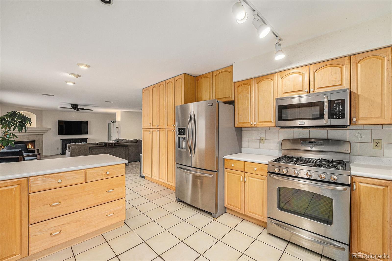 MLS Image #9 for 6235 w floyd avenue,denver, Colorado