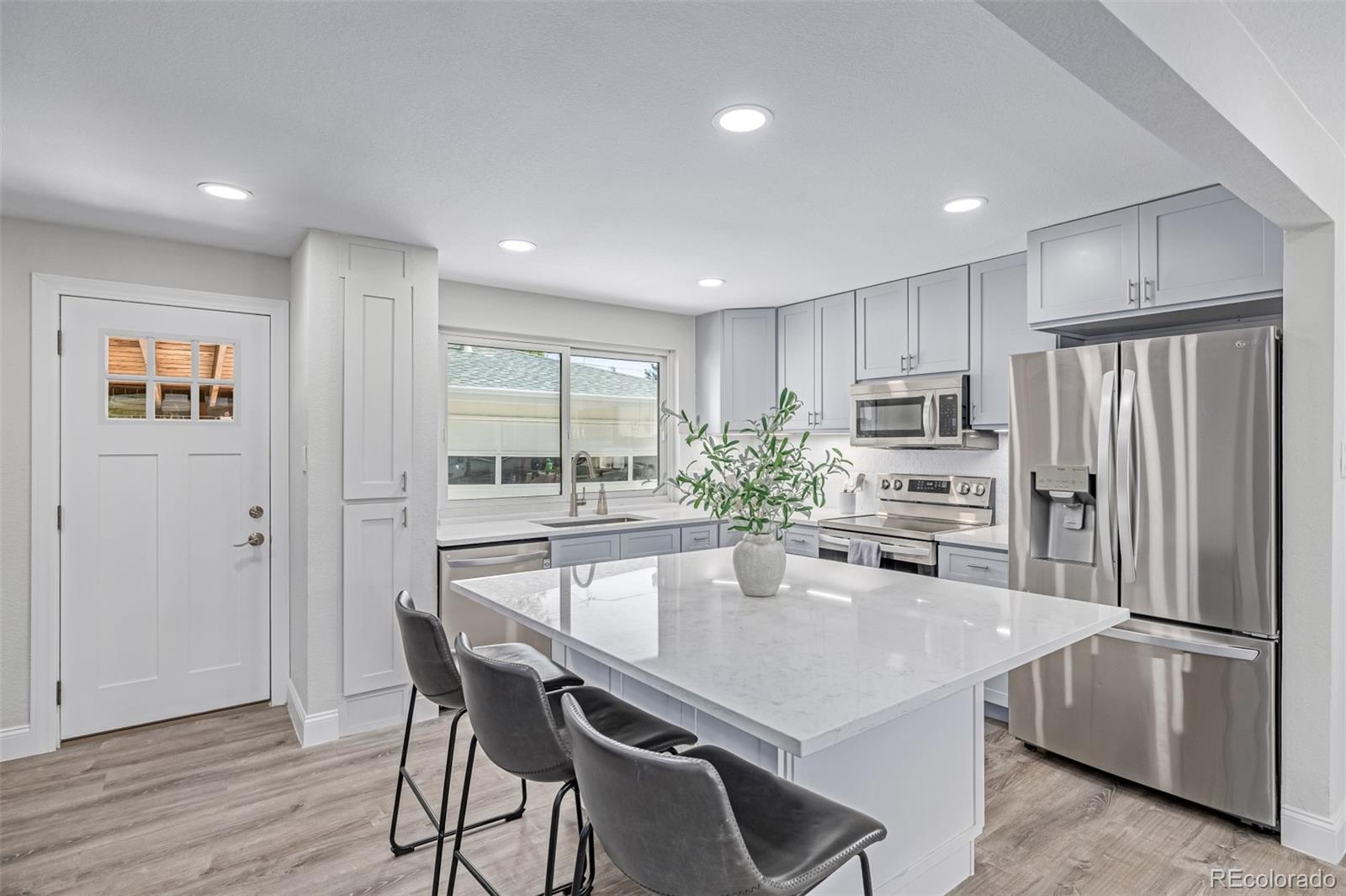 MLS Image #11 for 4953 w 61st avenue,arvada, Colorado