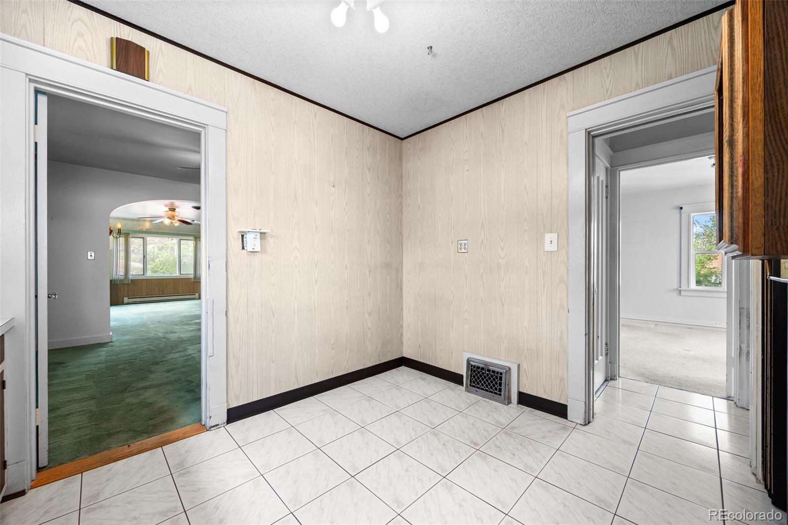 MLS Image #20 for 701 w quincy avenue,englewood, Colorado