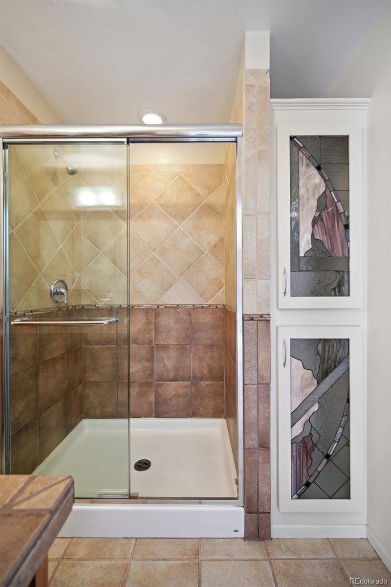 MLS Image #13 for 1370 s hudson street,denver, Colorado
