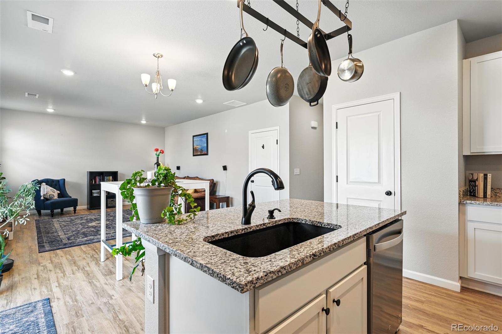 MLS Image #11 for 27125 e bayaud avenue,aurora, Colorado