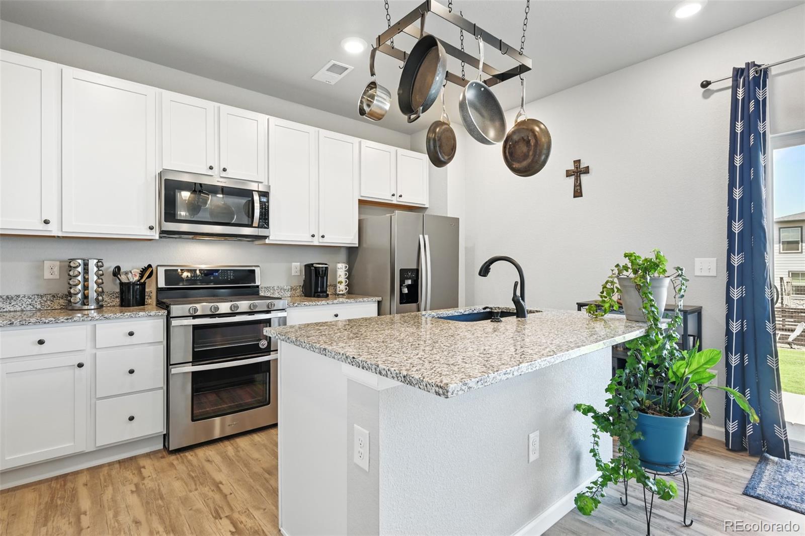 MLS Image #9 for 27125 e bayaud avenue,aurora, Colorado