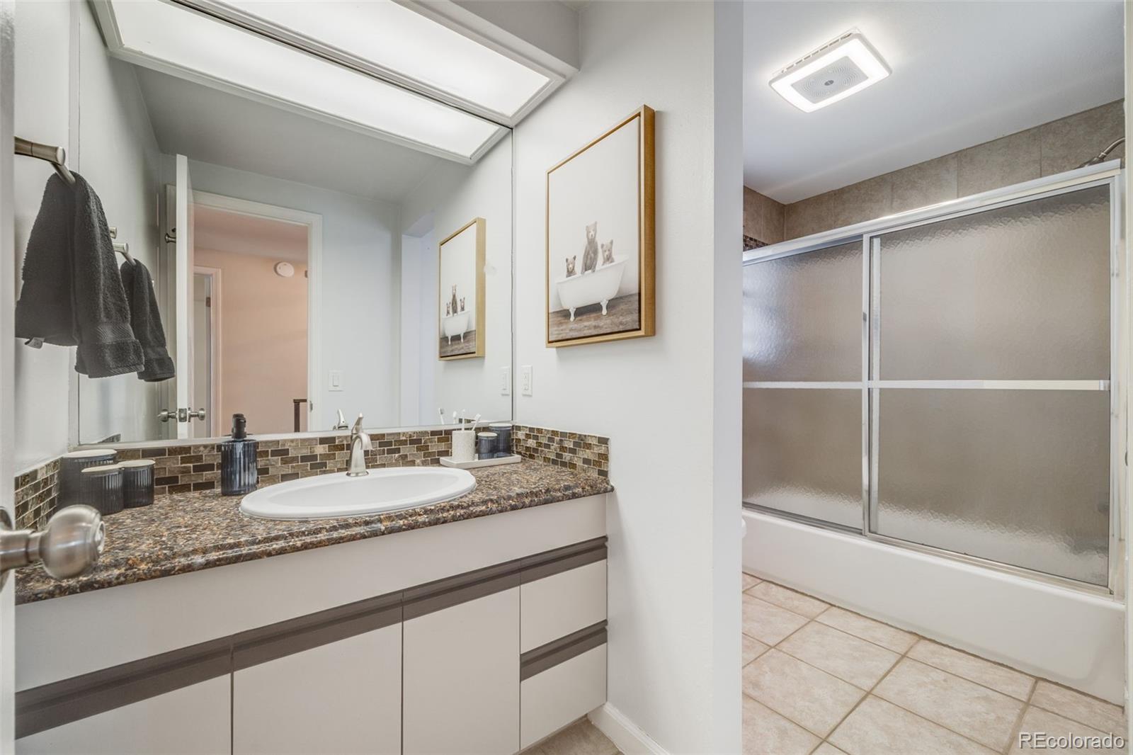 MLS Image #27 for 2773 s macon street,aurora, Colorado