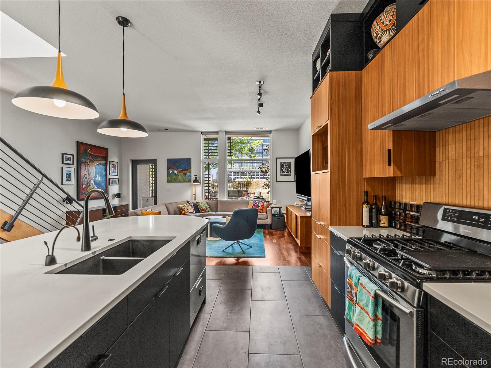 MLS Image #6 for 3133  blake street,denver, Colorado