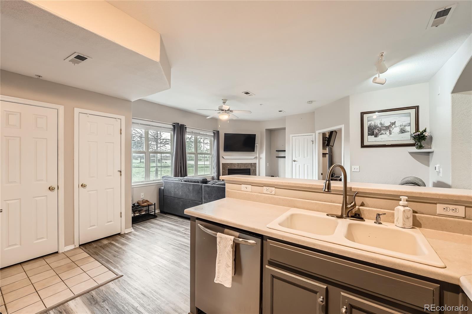 MLS Image #10 for 16320 e fremont avenue,aurora, Colorado
