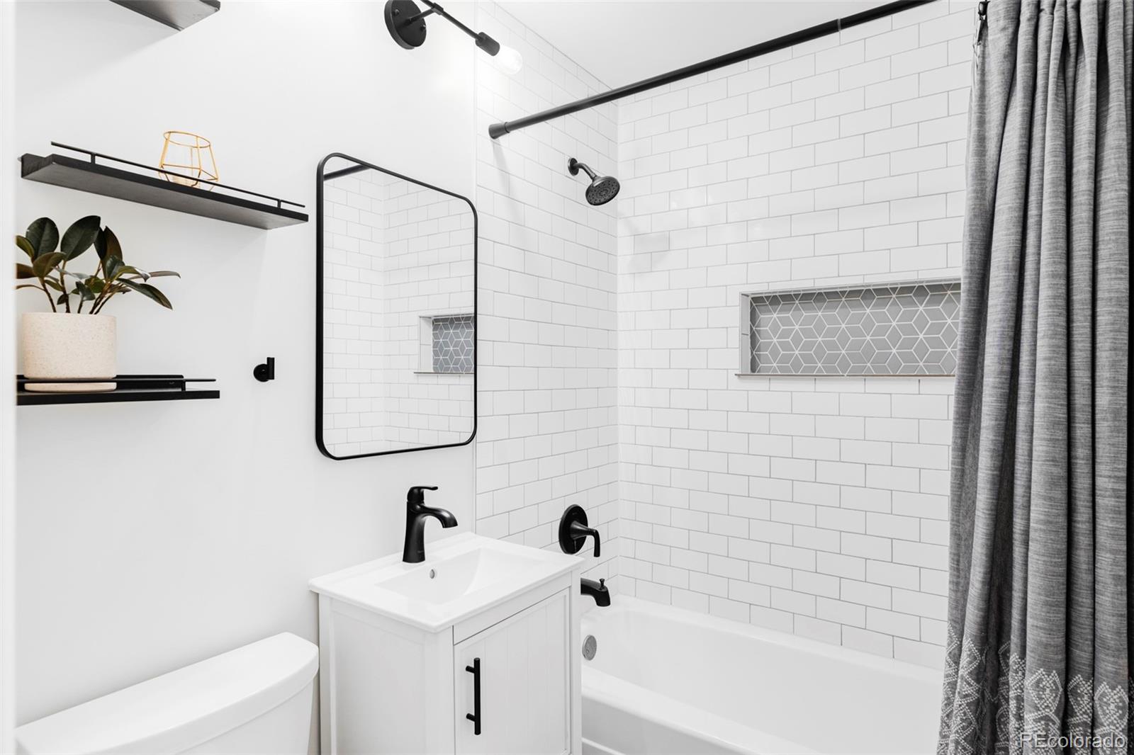 MLS Image #24 for 1634 s king street,denver, Colorado