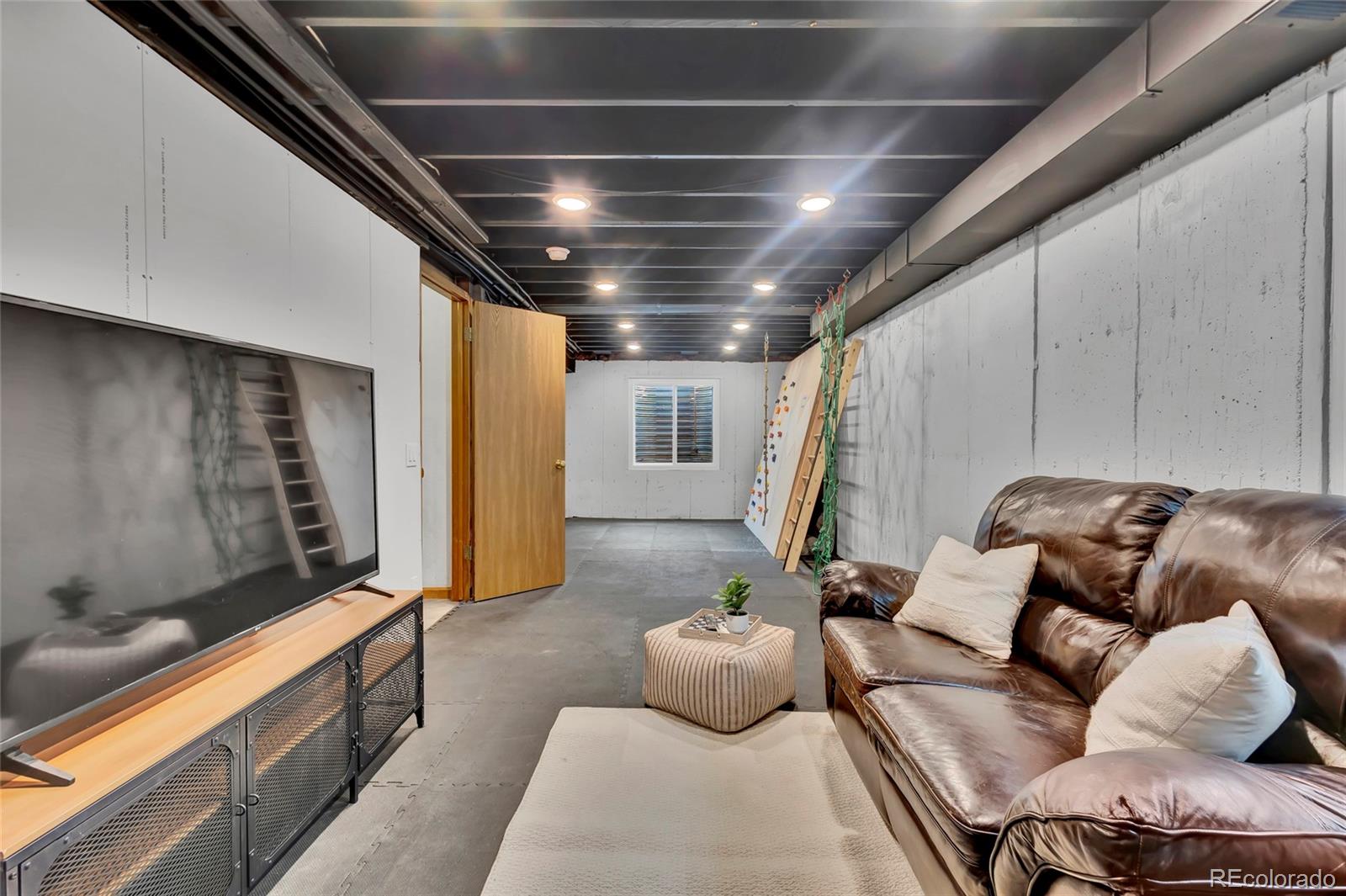 MLS Image #14 for 14430 w yale place,lakewood, Colorado