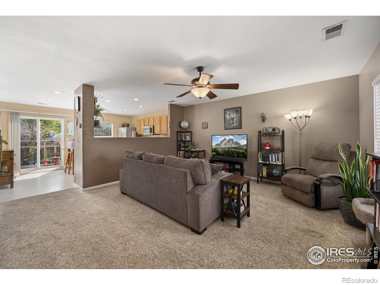 MLS Image #12 for 3487  warren farm drive,fort collins, Colorado