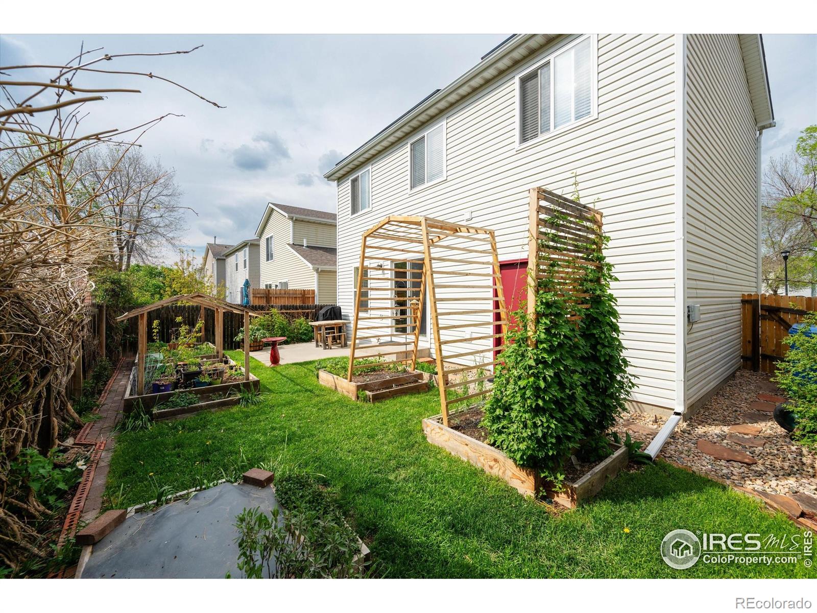 MLS Image #2 for 3487  warren farm drive,fort collins, Colorado