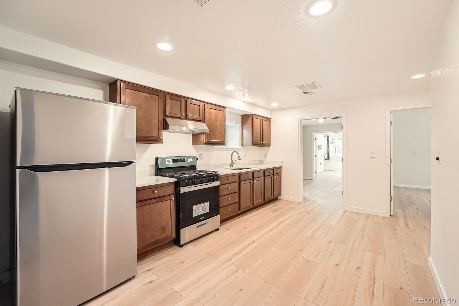 MLS Image #14 for 1533  harlan street,lakewood, Colorado