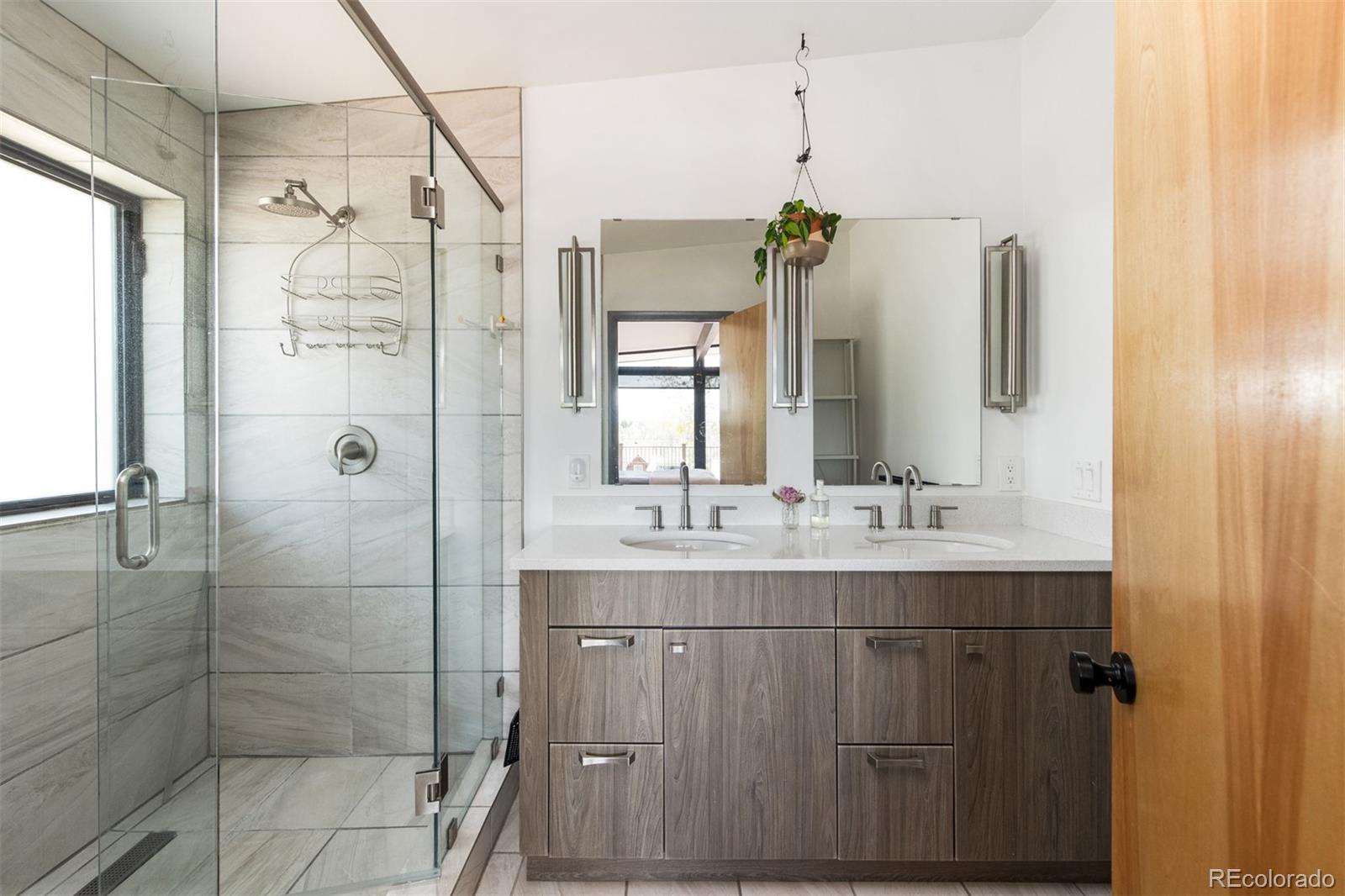 MLS Image #17 for 8  lindenwood drive,littleton, Colorado