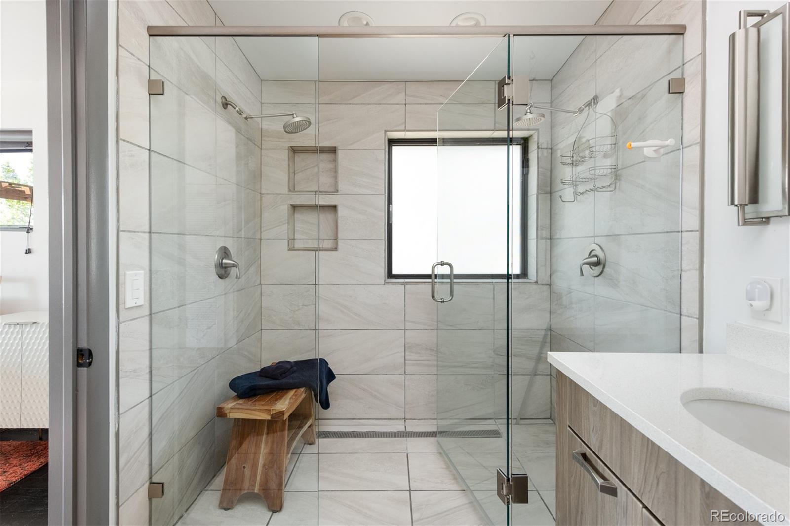 MLS Image #18 for 8  lindenwood drive,littleton, Colorado