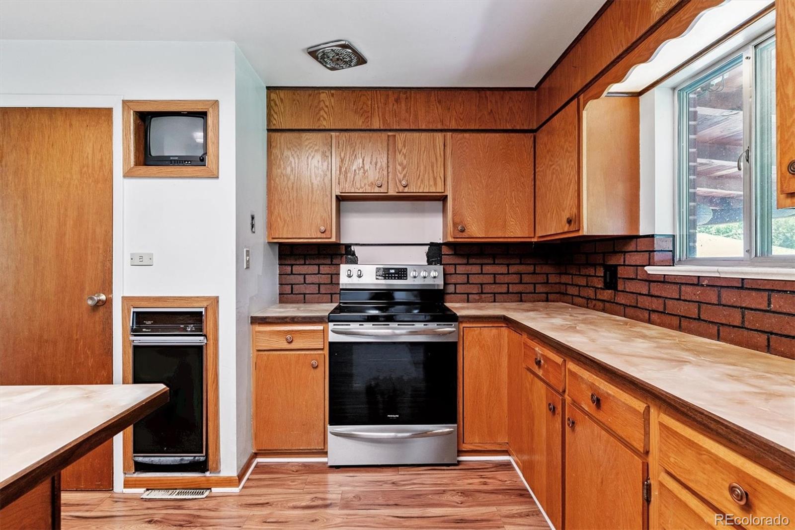 MLS Image #10 for 370 s parfet street,lakewood, Colorado