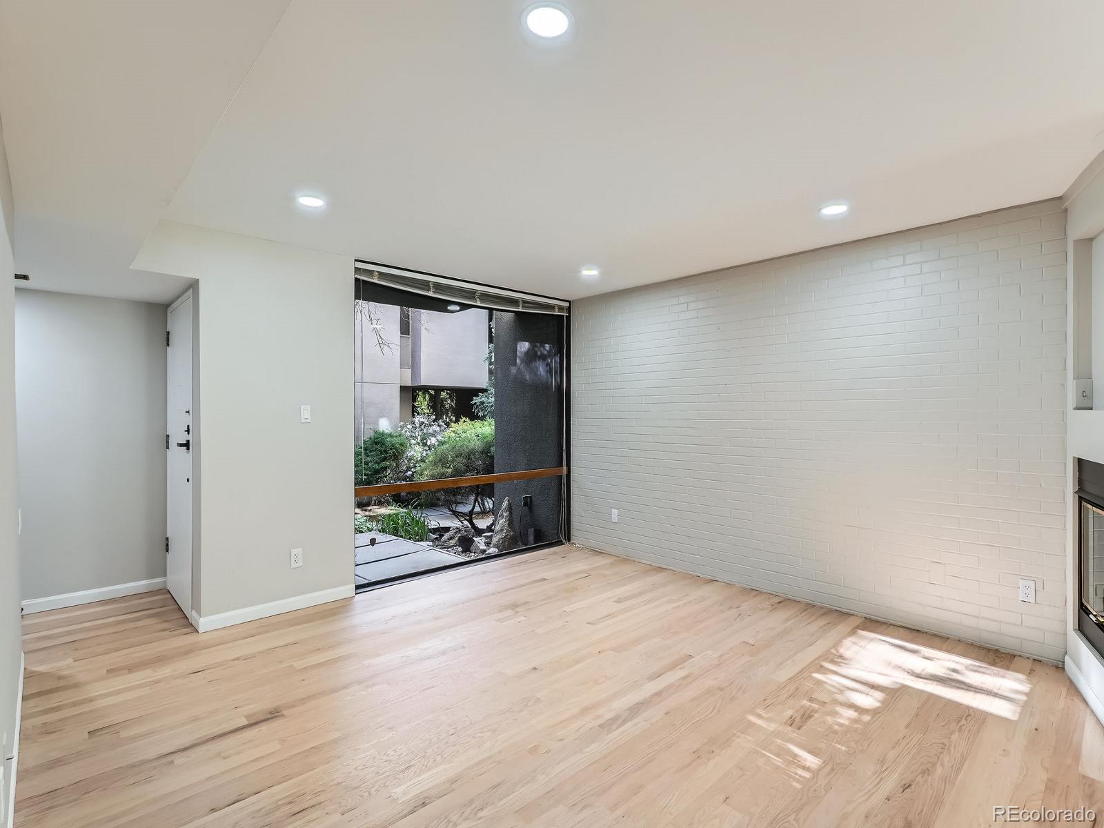 MLS Image #4 for 1070  race street,denver, Colorado