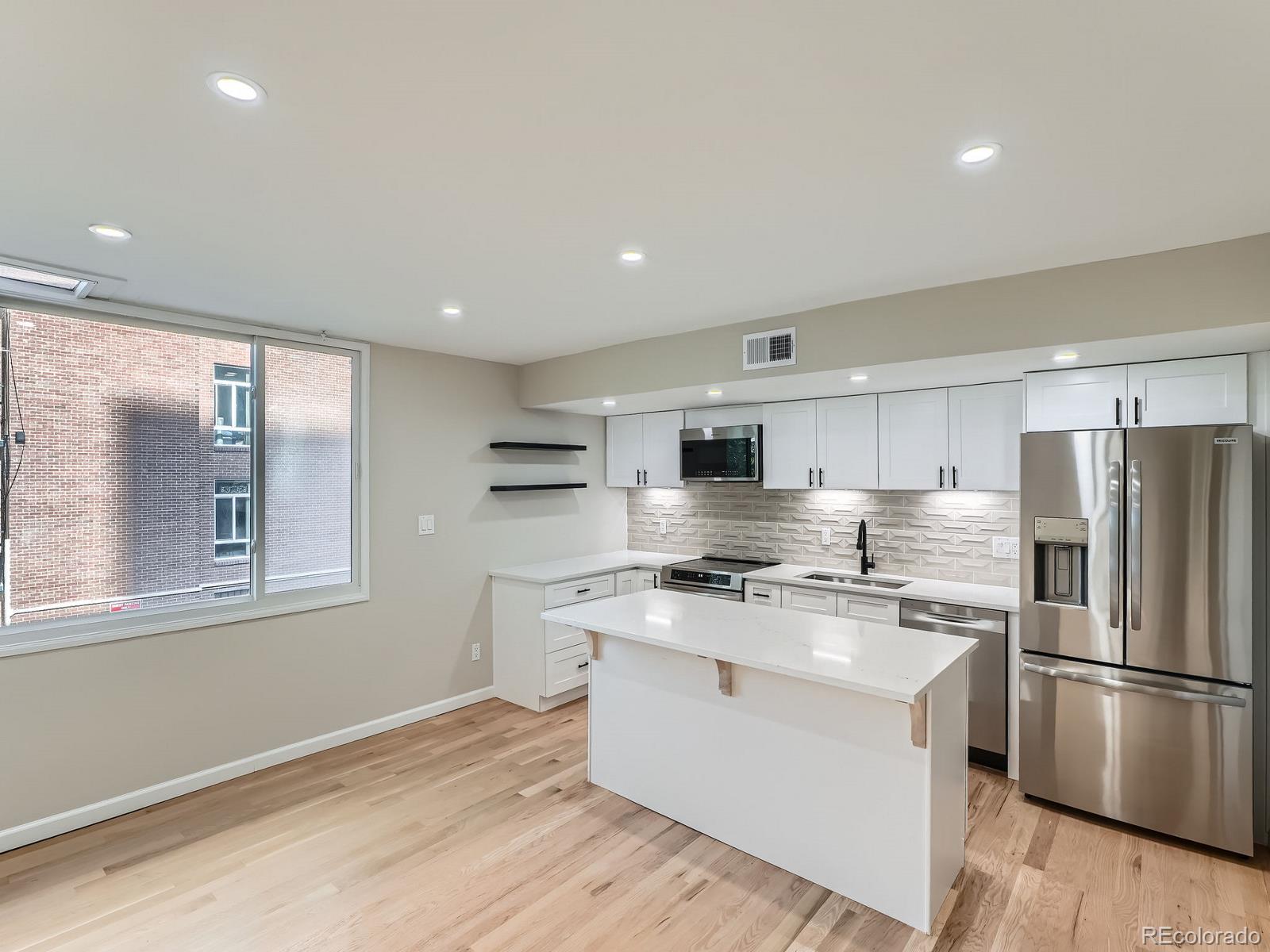 MLS Image #7 for 1070  race street,denver, Colorado