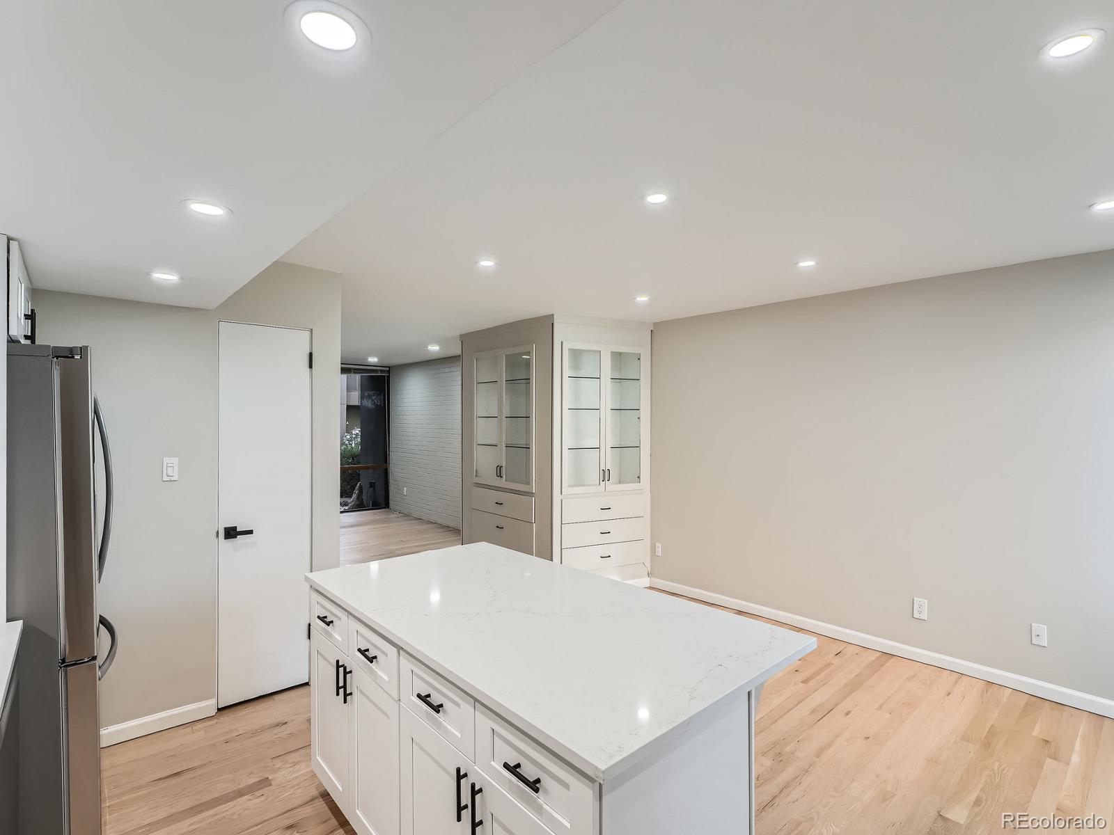 MLS Image #9 for 1070  race street,denver, Colorado