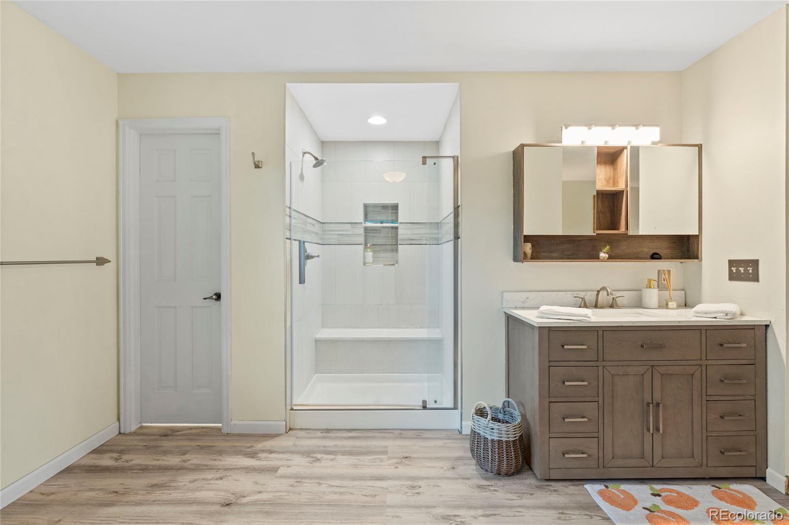 MLS Image #26 for 6222 s ames court,littleton, Colorado