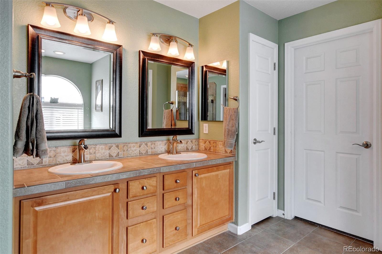 MLS Image #32 for 11951  singing winds street,parker, Colorado