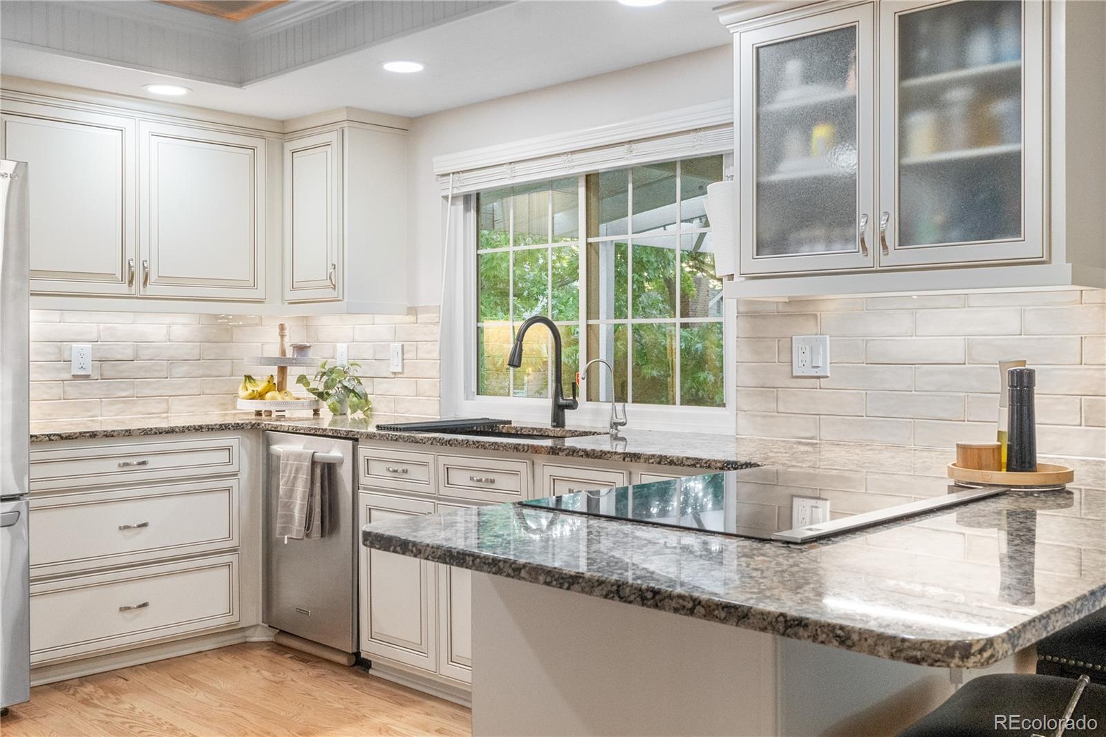 MLS Image #10 for 8535 e otero circle,centennial, Colorado