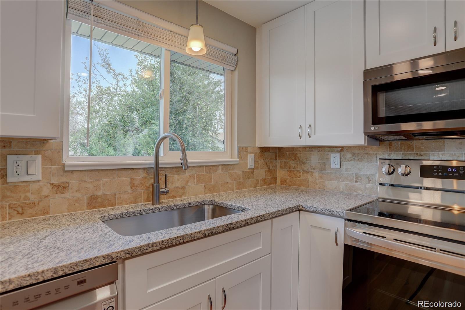 MLS Image #7 for 5925 w 86th avenue,arvada, Colorado