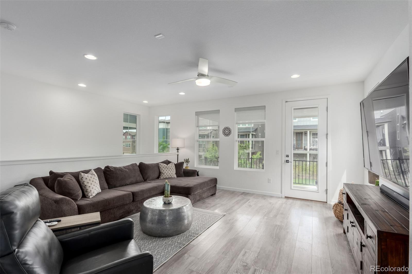 MLS Image #6 for 8958  southurst street,littleton, Colorado