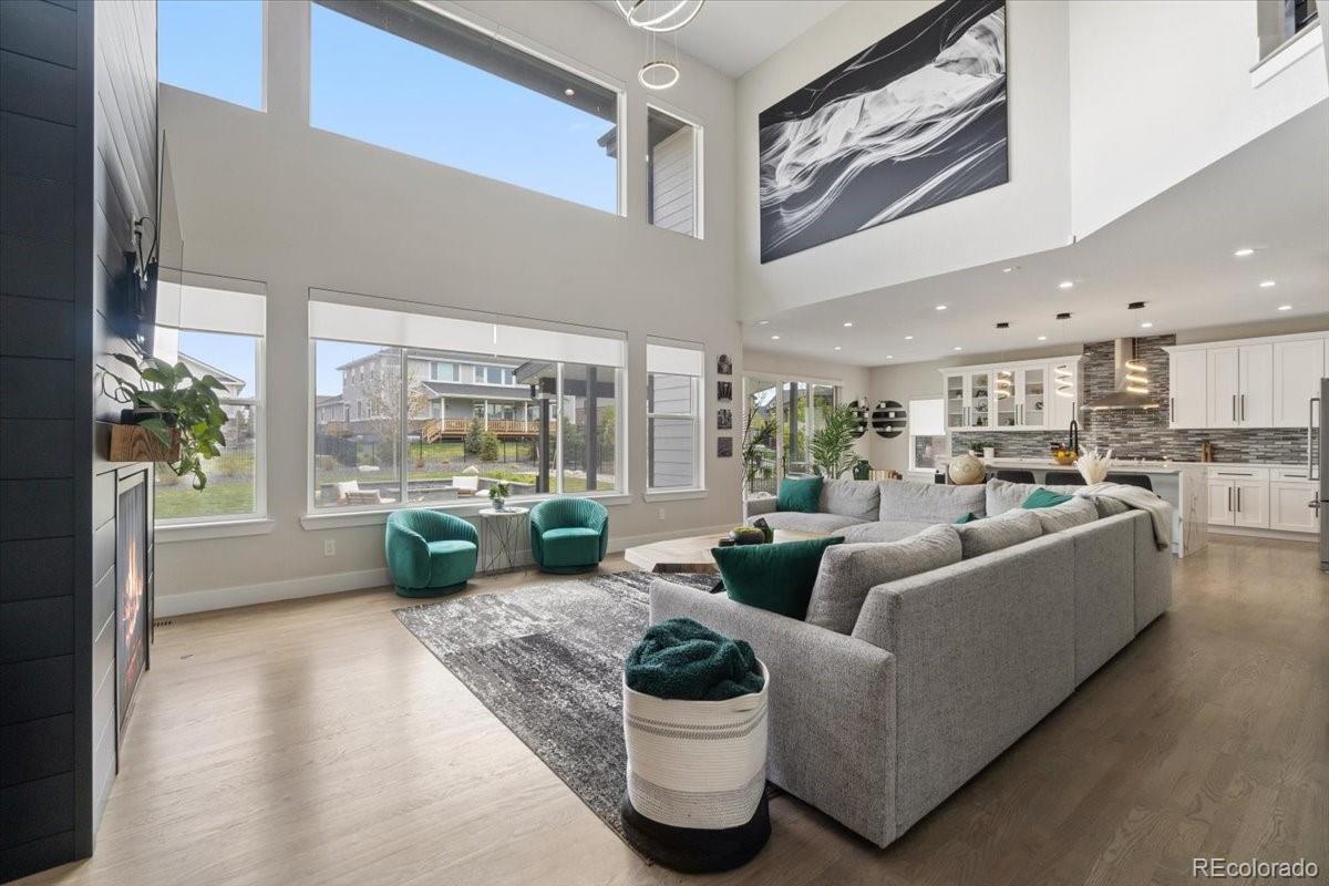 MLS Image #13 for 27250 e nova circle,aurora, Colorado