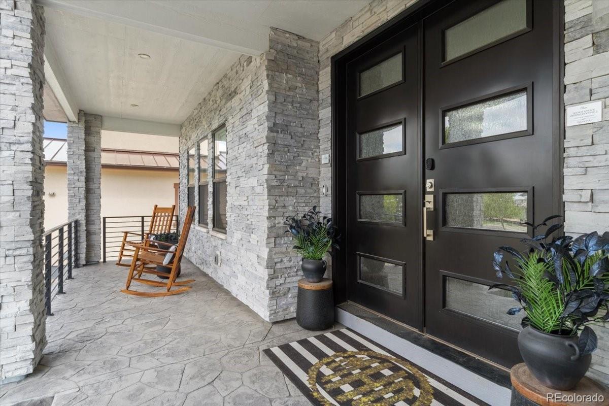 MLS Image #3 for 27250 e nova circle,aurora, Colorado
