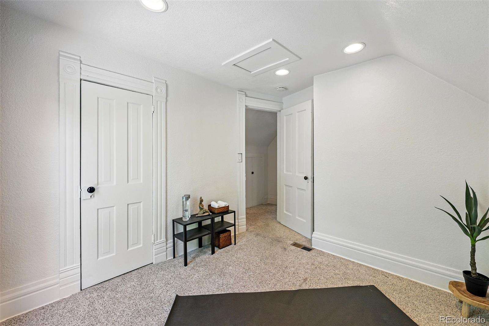 MLS Image #35 for 1612 s logan street,denver, Colorado