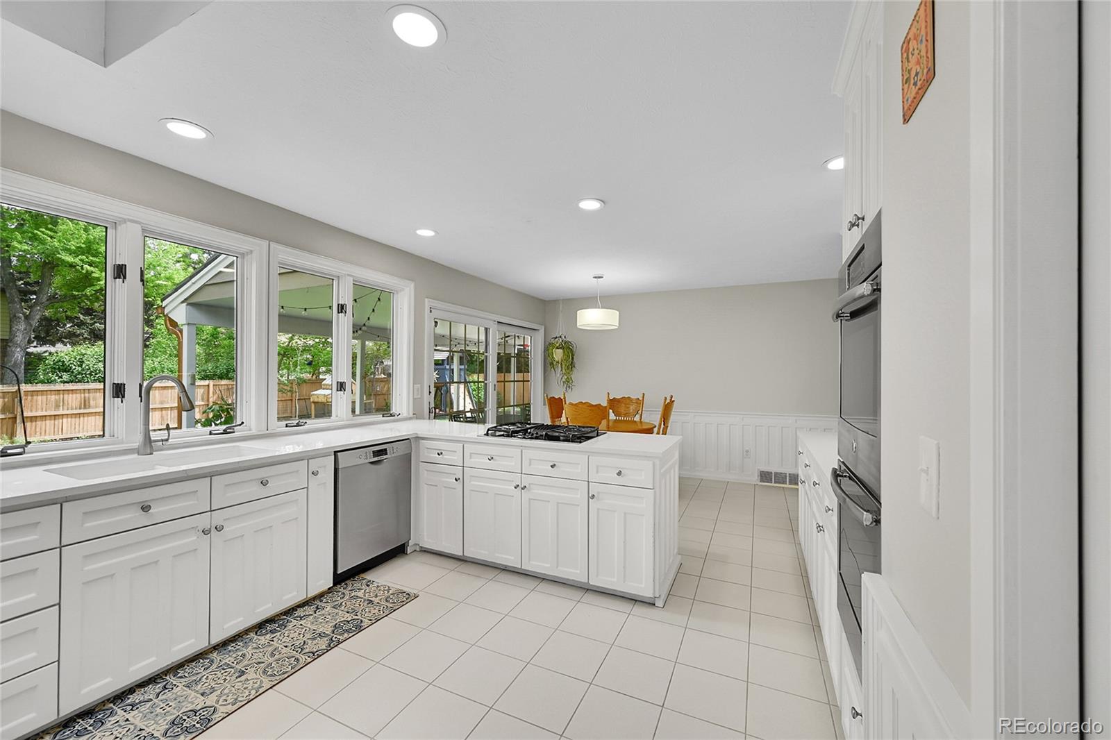 MLS Image #11 for 4012 s newport way,denver, Colorado