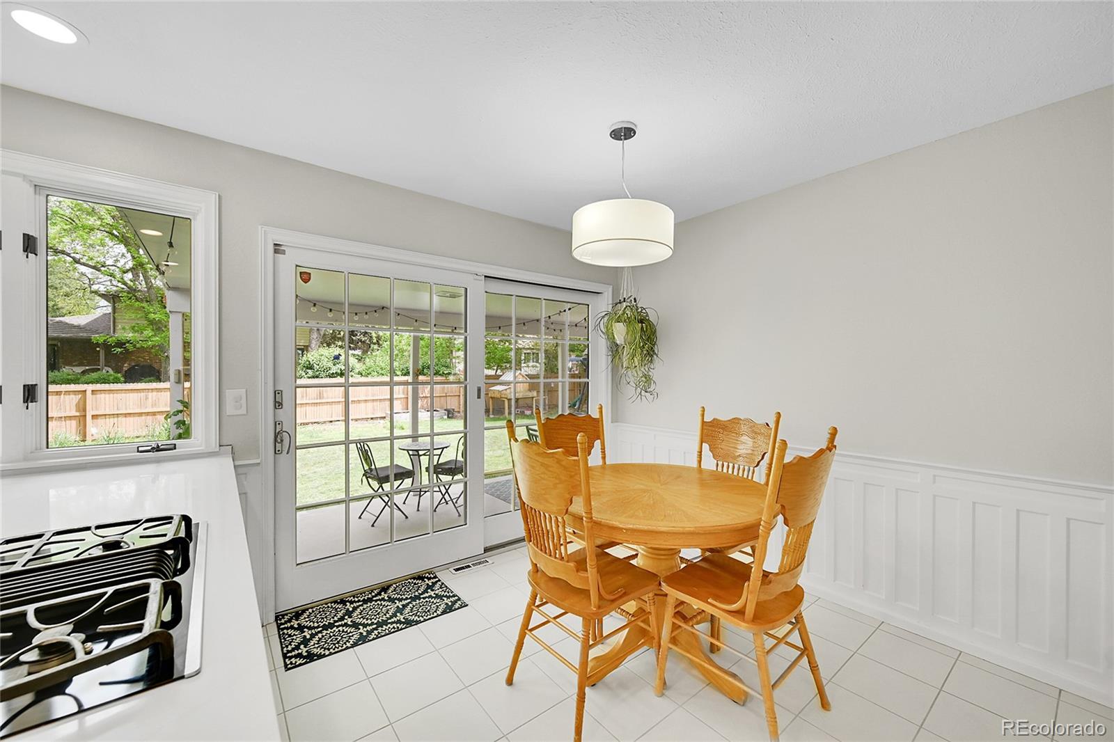 MLS Image #14 for 4012 s newport way,denver, Colorado