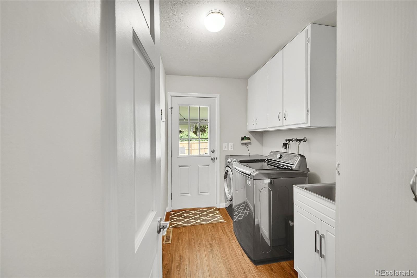 MLS Image #19 for 4012 s newport way,denver, Colorado