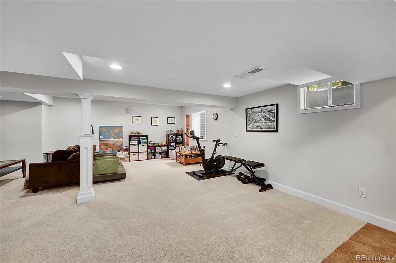 MLS Image #39 for 4012 s newport way,denver, Colorado