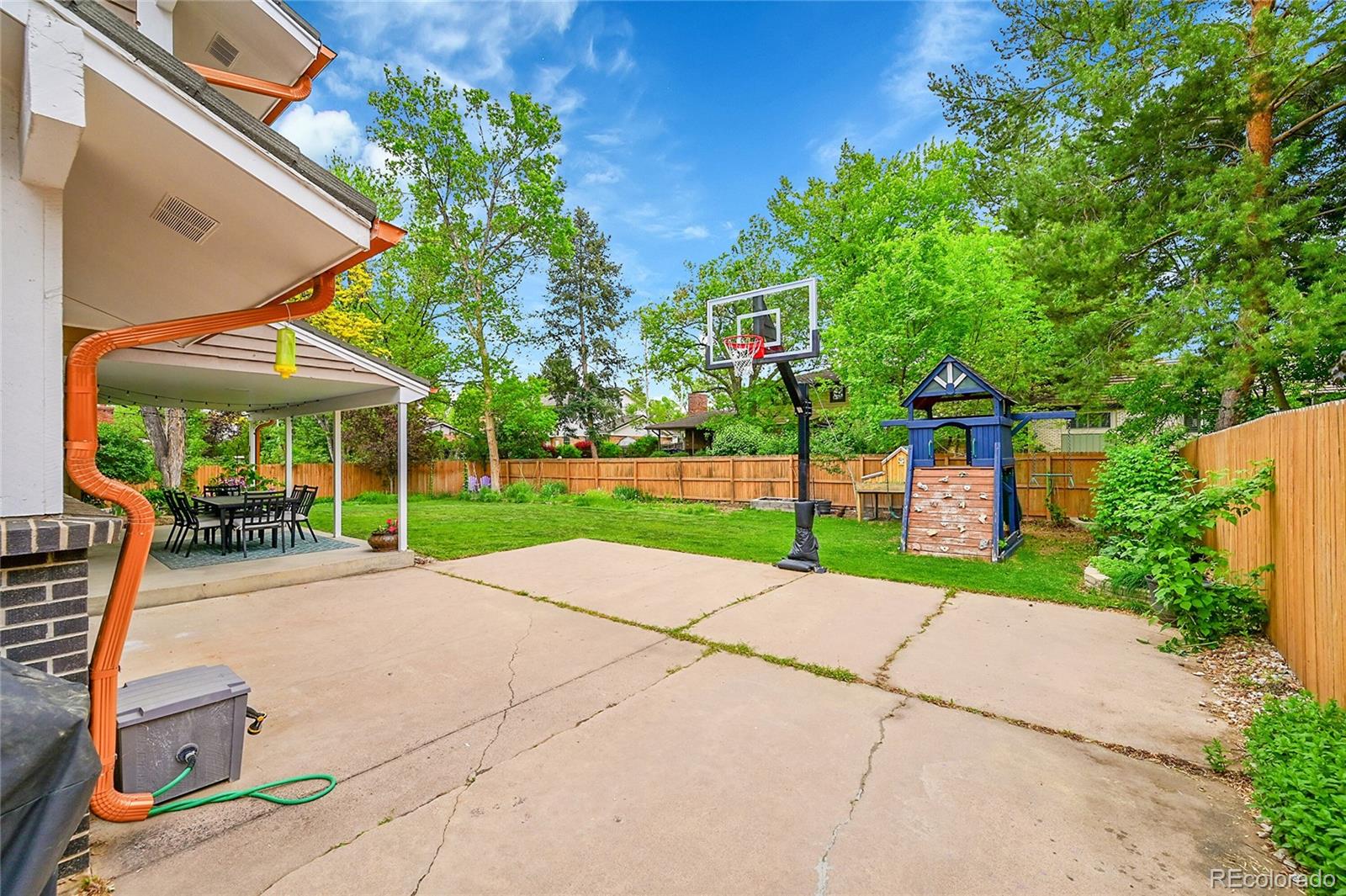 MLS Image #42 for 4012 s newport way,denver, Colorado