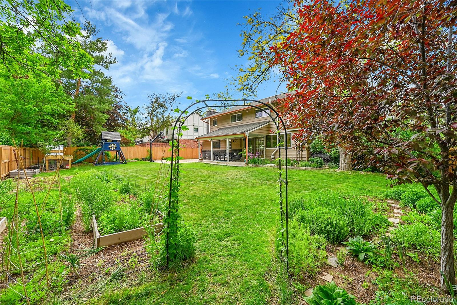 MLS Image #44 for 4012 s newport way,denver, Colorado