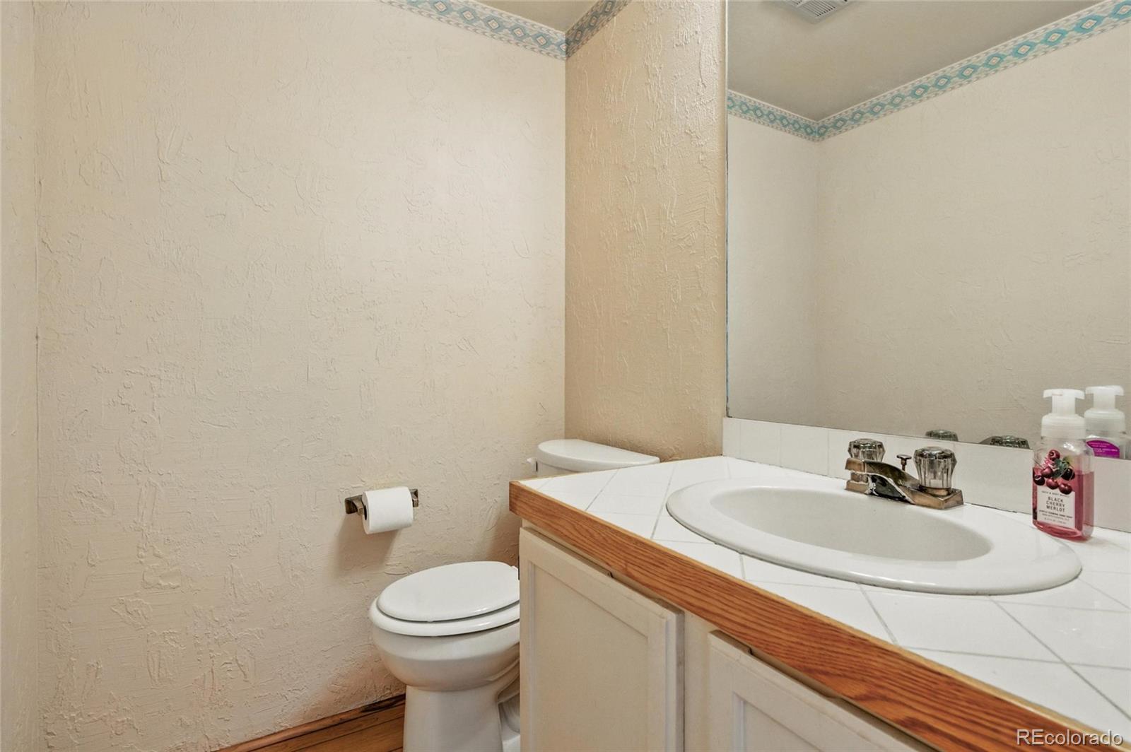 MLS Image #17 for 10311 e evans avenue,aurora, Colorado
