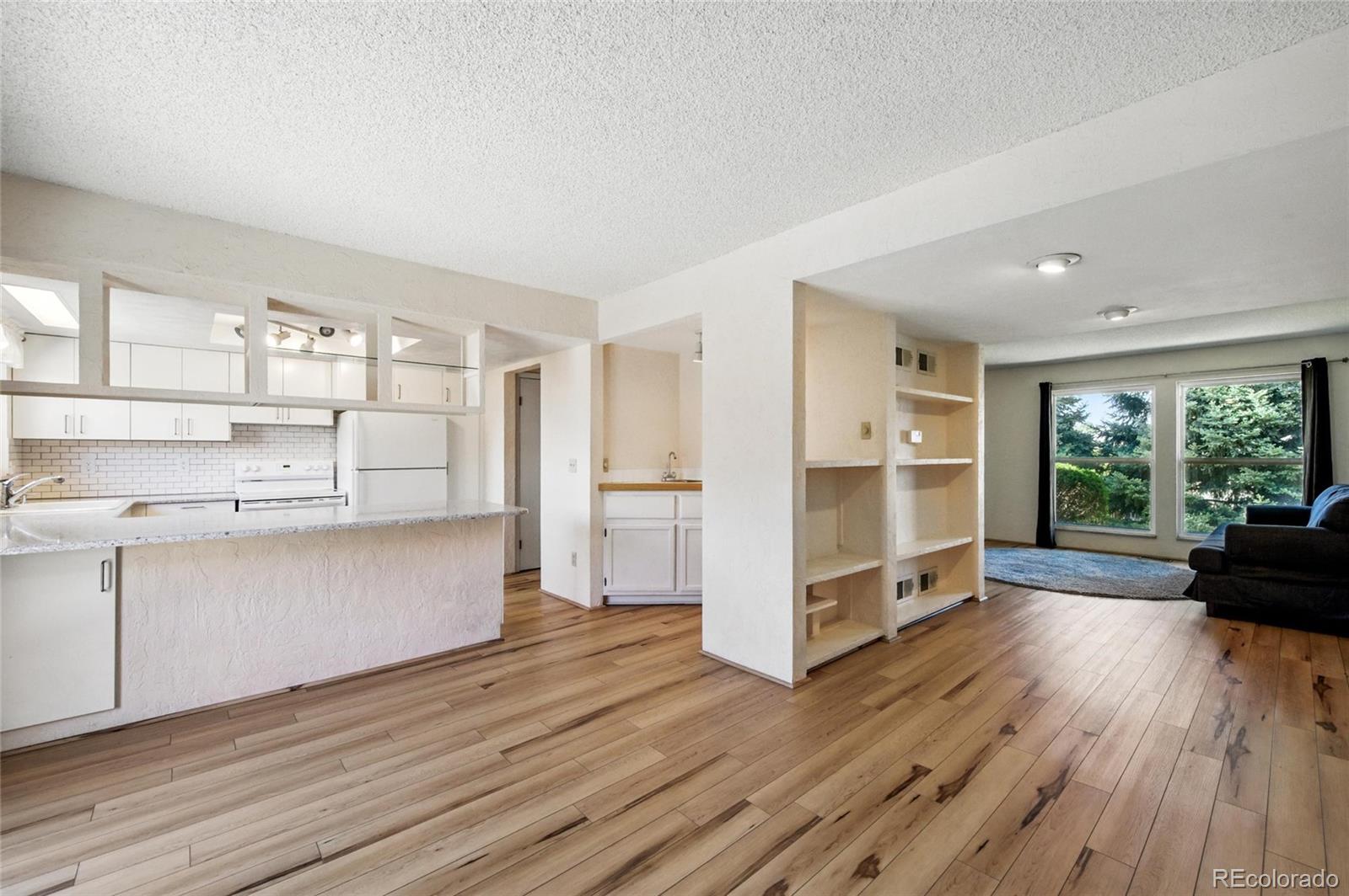 MLS Image #4 for 10311 e evans avenue,aurora, Colorado