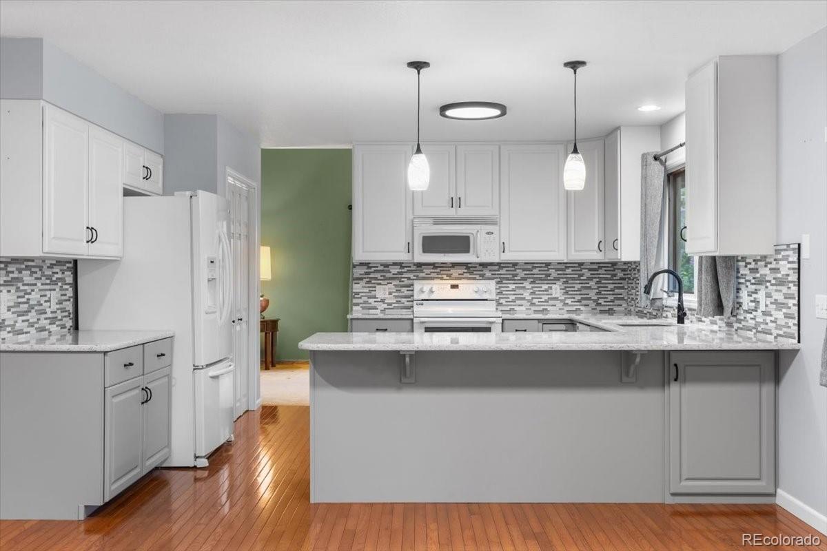 MLS Image #11 for 1444  wakerobin court,fort collins, Colorado